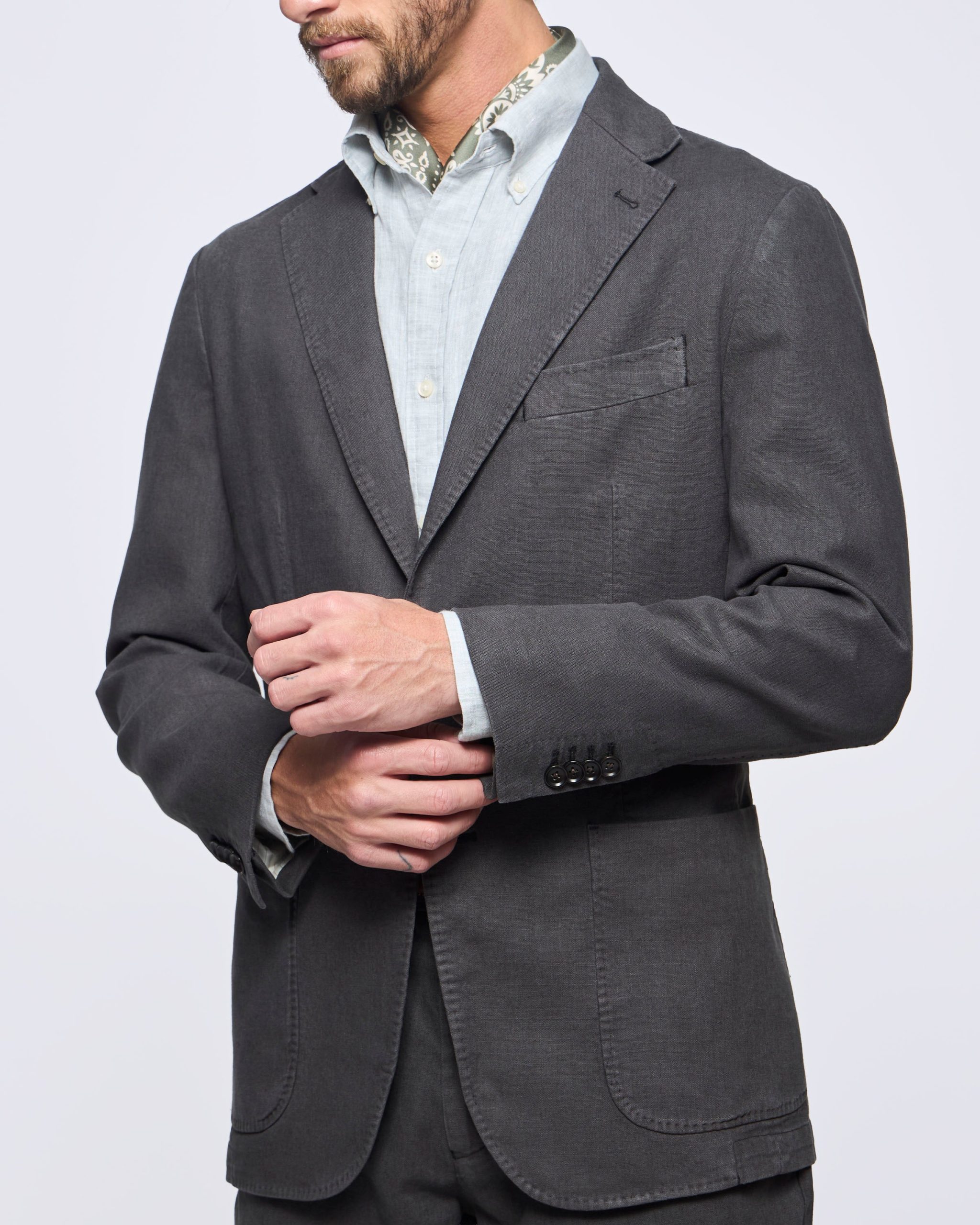 Chaqueta Lisa Sutton Dos Botones Dos Colas Medio Forro de Lino Algod贸n - Imagen 2