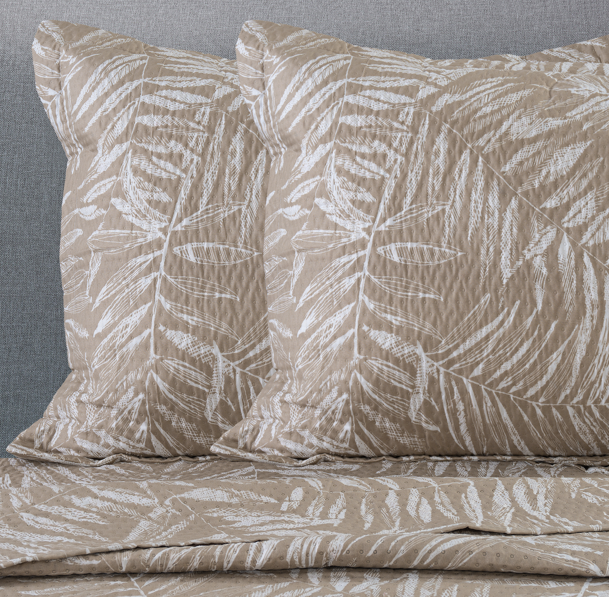 Cubrecama Ultrasonic Beige 2 Plazas / King - Imagen 2