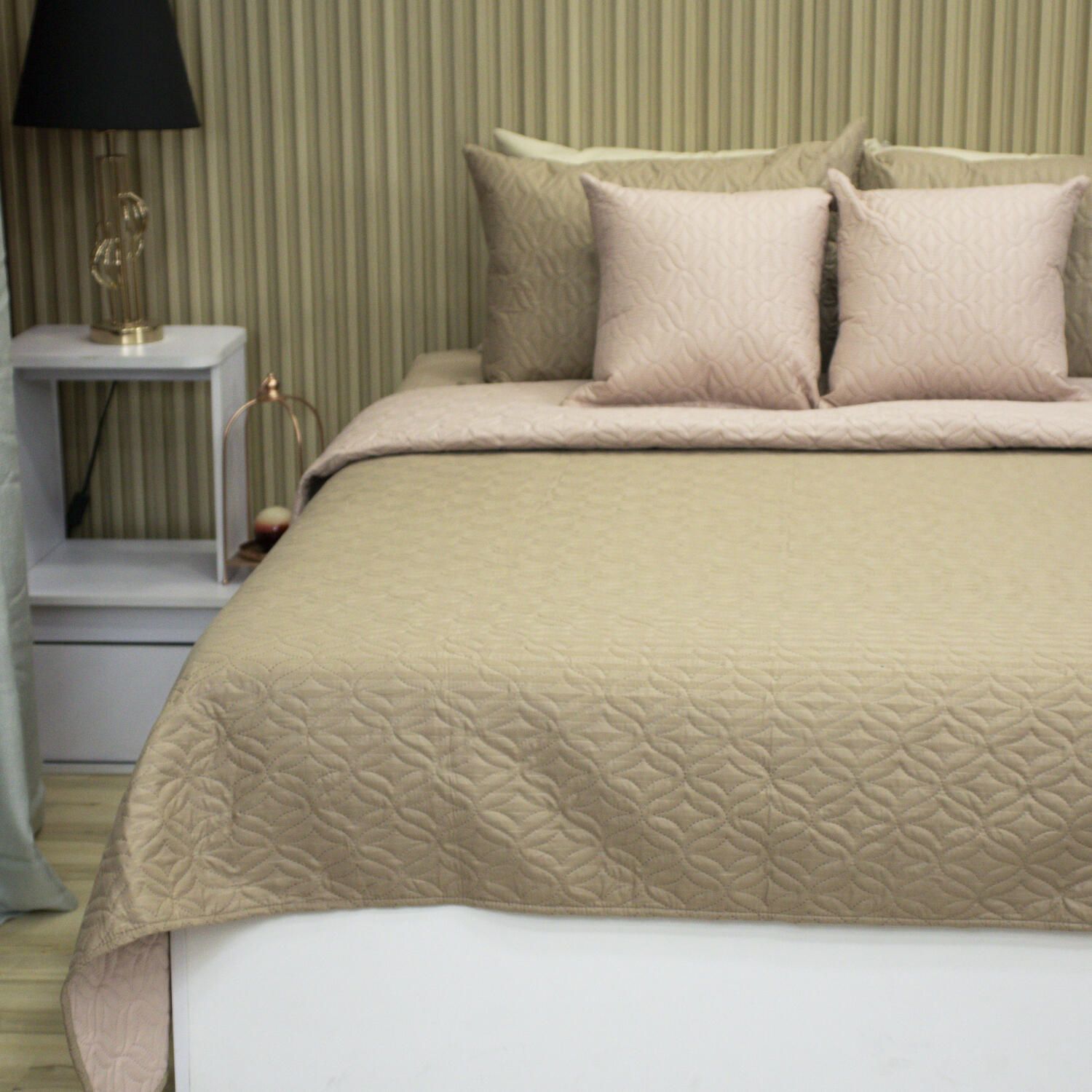 Sobrecama Deko Rosa-Cafe