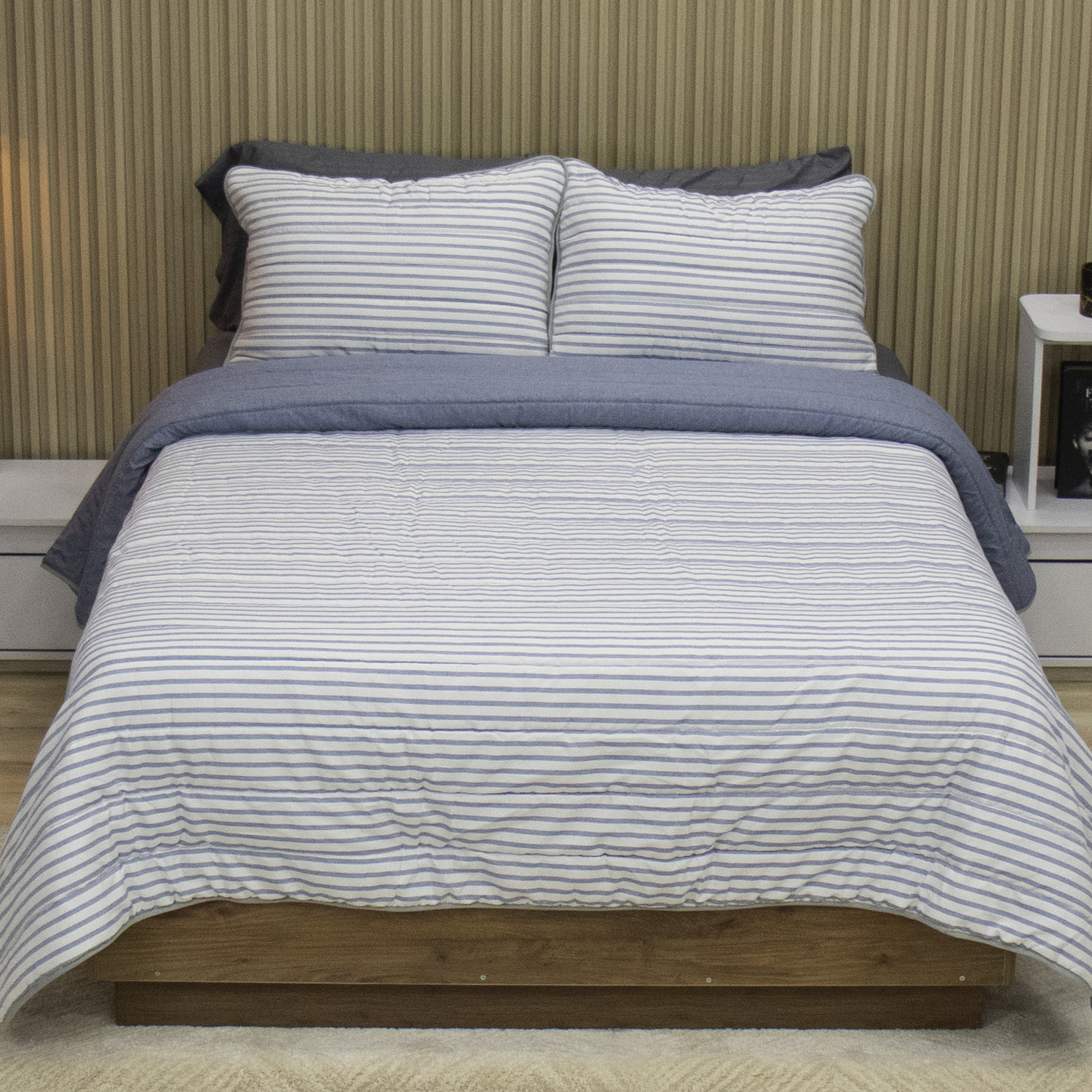 Tendido Amaia Stripe guata siliconada 120 gramos – cama Doble