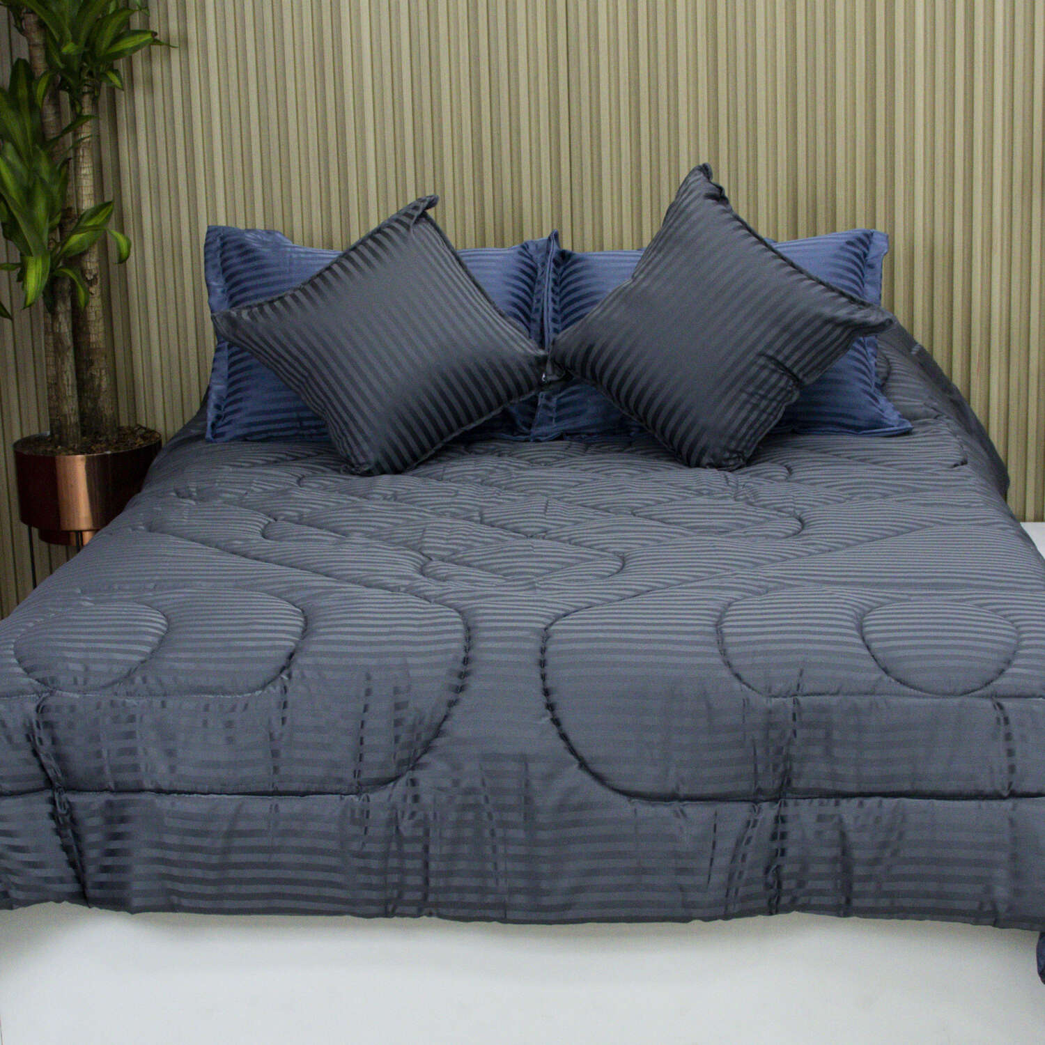 Plum贸n Golden Navy - Imagen 2