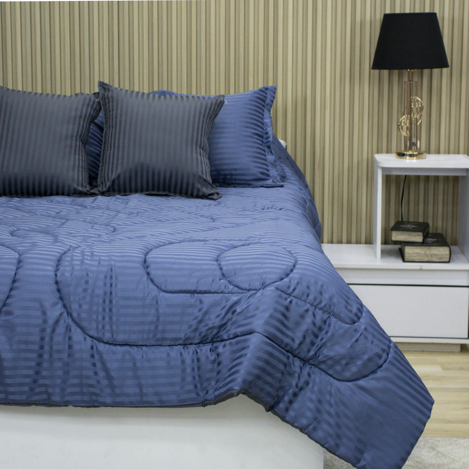 Plum贸n Golden Navy - Imagen 3